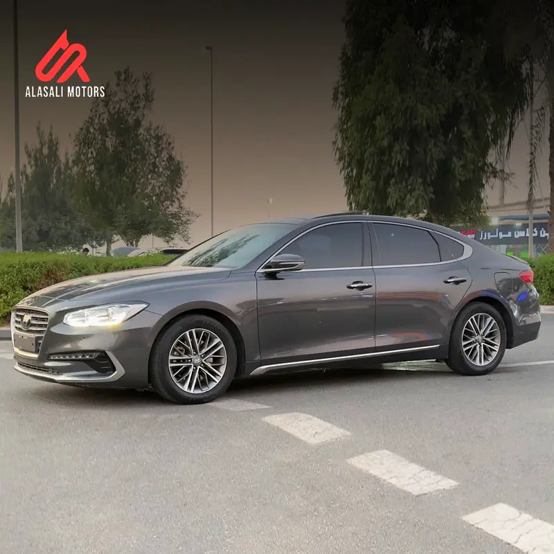 Hyundai Azera 2019 — photo 1 of 14