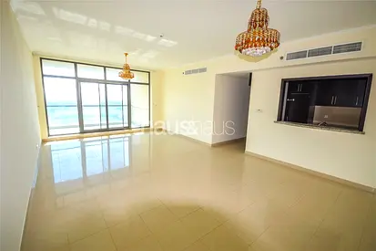 Unfurnished | Golf Course Views | Bright Apartment