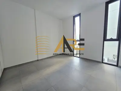Morden Studio All Amenities easy to Sharjah airport just 34k