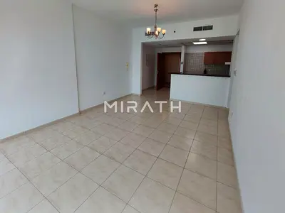 Spacious | Vacant | Bright Apartment