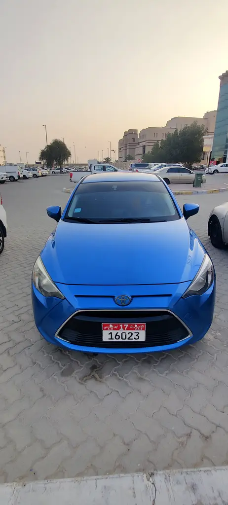 Toyota Yaris 2018 — photo 1 of 16