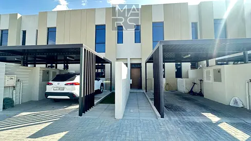 شقة غرفتين وصالة || جميع الغرف رئيسية || جاهزة للسكن || وحدة وسطية