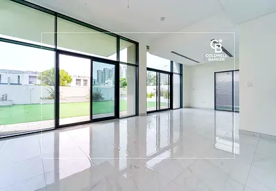 Massive Plot | Landscaped | Sole Row