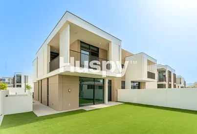 Vastu Compliant | Corner Unit | Vacant Now