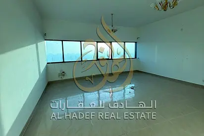 🏡 شقة غرفتين وصالة + غرفة خادمة في الممزر التعاون – على مخرج دبي مباشرة – خدمات متكاملة – 63,000 درهم