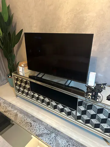 Large flat panel TV - good working condition