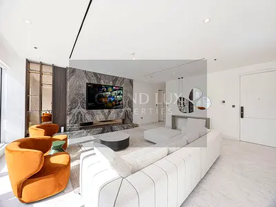 High-End 2BR | Limestone DIFC | Iconic Style