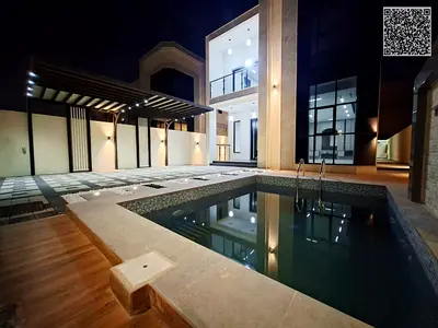 Swimming pool and garden, freehold ownership, government drainage, no annual fees