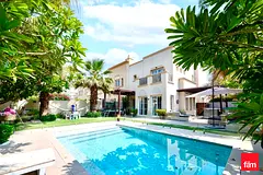 Private Pool |Furnished | Upgrated | Negotiable