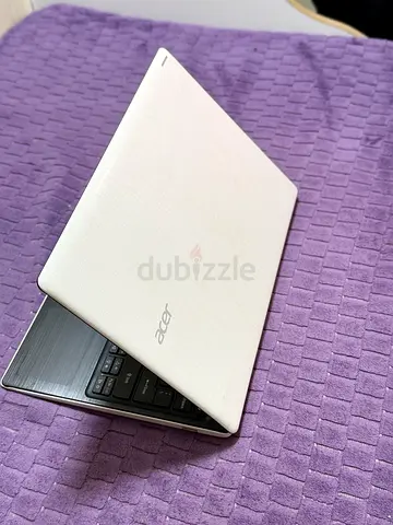 Acer laptop — Intel Celeron N3060, 2GB RAM, Windows 10 (not activated)