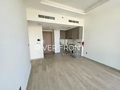 Ready to Move | On High Floor | Hot Deal