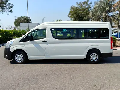 2026 Toyota HIACE 照片 3