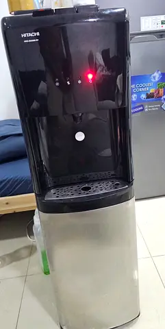Hitachi freestanding water dispenser cooler - really good condition
