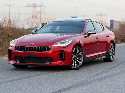 Kia Stinger GT-Line 2020 - GCC Specs - Sporty Sedan