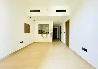 High Floor | Closed Kitchen | Book Today