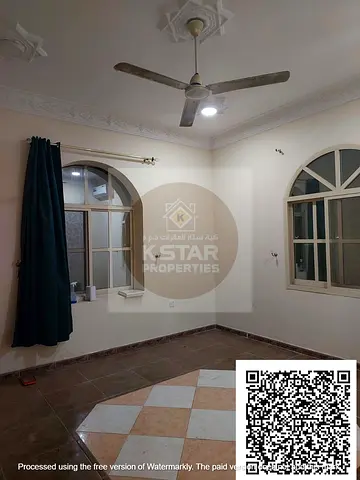 فيلا ضخمة للإيجار في الروضة 2، تتكون من 9 غرف نوم | مثالية للعائلات الكبيرة أو الموظفين