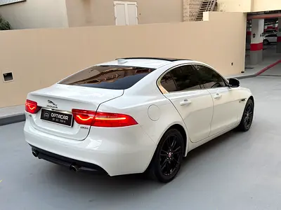 GULF SPECS 2018 JAGUAR XE 20t 2.0LITRE TURBO-CHARGED (AGENCY MAINTAINED)