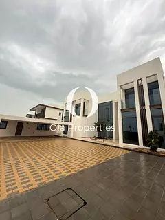 Luxury 5BR+M | Private Majlis | Exceptional Layout