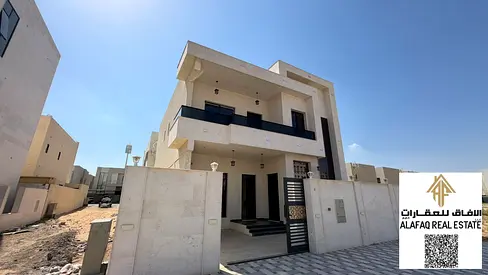 فرصة استثمارية فيلا تجارية للإيجار في الياسمين على شارع رئيسي 5 غرف وغرفة خادمة موقع حيوي مناسب للشركات والعيادات