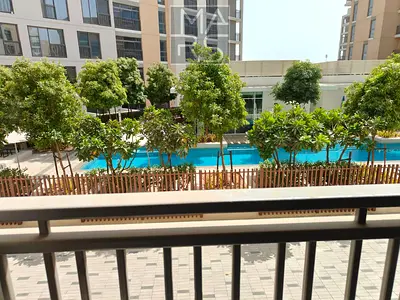 مجتمع داون تاون في قلب الشارقة