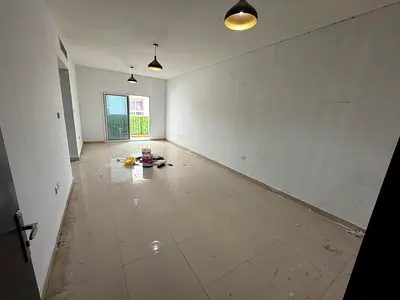 شقه غرفه وصاله _ المويهات 3 عجمان _ 2 حمام _ تكييف مركزي _ سكن عائلات