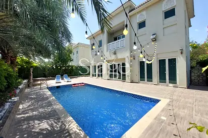 4BR Corner Villa + Private Pool Quortaj Al Furjan