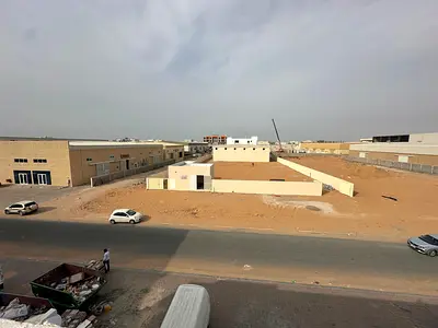 للإيجار – حوطه صناعية في أم الثعوب الحديثة – أم القيوين