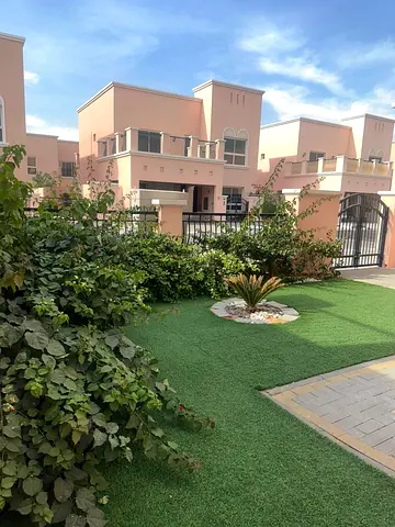 Spacious 4 bed villa | Maid Room | Garden