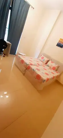 Spacious Clean Bedspace for 1 Lady, Close to DMCC Metro Station.