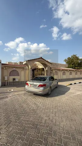 فيلا في منطقة الطرفا للايجار