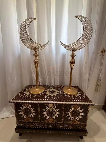 Elegant Decorative Accent with Crescent Moon Designs