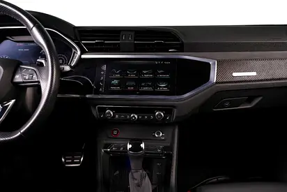 صورة 14 لـ 2021 AUDI RS Q3