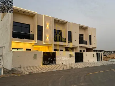 فيلا بسعر شامل رسوم التسجيل والتمليك على الشارع الرئيسي جاهزة للسكن في أرقي مناطق عجمان تملك حر لجميع الجنسيات بدون دفعة مقدمة..