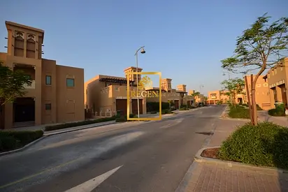 Dubai Style Family Villa ,3900SQFT ,3 BRH, Lounge