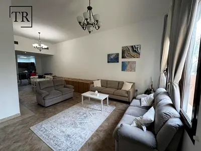 Community Views | Furnished | Huge Layout
