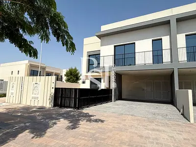 End Unit | Prime Location | Ready to Move