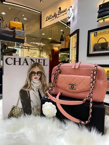 Chanel Pink Coco Break Camera Case Shoulder Bag (Authentic/PreOwned)