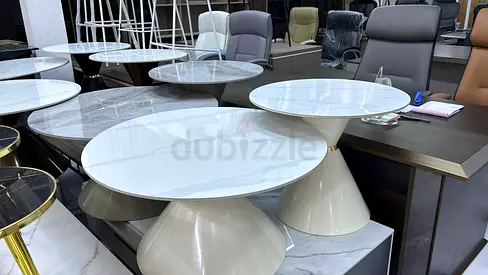 White Marble-Top Cone Base Side Table (Set)