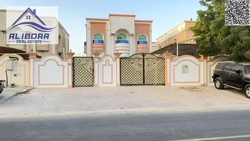 🏡 للبيع فيلا دورين في عجمان – الروضة 3 ✨ فرصة مميزة بسعر قابل للتفاوض 📍 الموقع: الروضة 3 – عجمان  📐 مساحة الأرض: 5,000 قدم مربع  🏗️ عمر البناء: 16