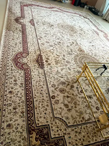 Huge Turkish Carpet.. for urgent sale!!