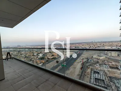 HIGH FLOOR | COMMUNITY VIEW | MOVE-IN READY