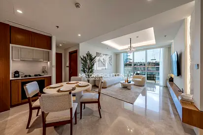 Vacant | High Floor | Beach Access Living