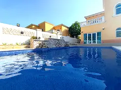 Marina 7-bedroom villa Luna La Vida (monthly)