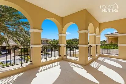 Elegant 5-Bedroom Villa | Fully renovated | Vacant