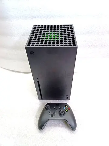 Xbox Series X console + controller - working condition
