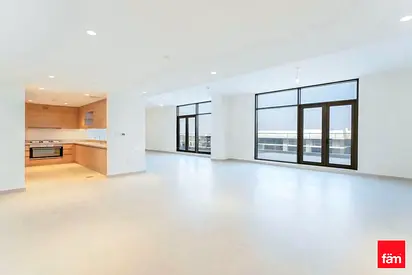 Ready to move | High Floor | Options Available