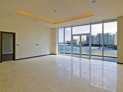 Spacious 3BR + Study | Vacant Now | Full Sea Views