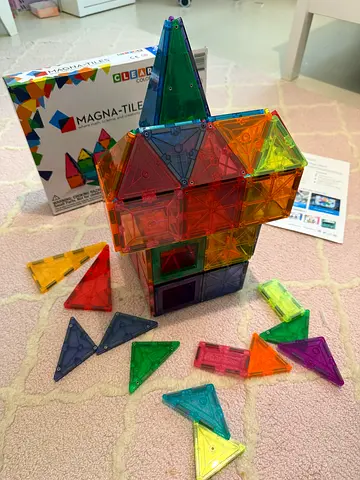 Magnetic Tiles 60 pieces