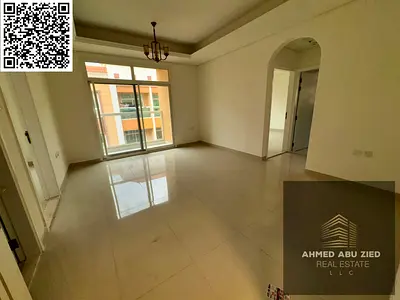 افخم وارقي غرفتين مع 2 حمام وصالة أول ساكن، تشطيب سوبر ديلوكس، حديثة تكييف مركزي، خزائن بالحائط، شهر مجاني، صيانه كامله علي المالك طول فترة الايجار