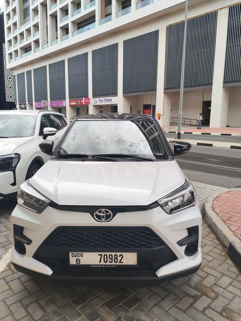 Toyota Raize 2023 — photo 1 of 13